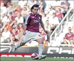 Bobby Zamora: “West Ham phải giữ 2 ngôi sao Argentina” ảnh 1 Bobby Zamora: “West Ham phải giữ 2 ngôi sao Argentina” ảnh 1