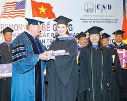 Thêm 39 thạc sĩ quản trị kinh doanh