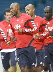 Henry muốn đá cặp với Anelka ở Arsenal ảnh 1 Henry muốn đá cặp với Anelka ở Arsenal ảnh 1