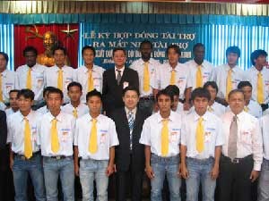 Berjaya Corporation Berhad and the Dong Nai Berjaya's footballers at the press conference