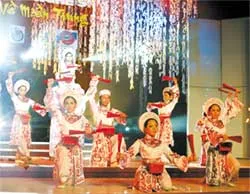 Trên 226 triệu đồng giúp đồng bào bị bão lụt