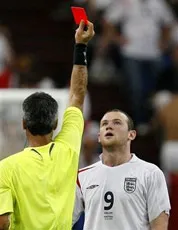 "Thẻ đỏ của Rooney khiến tuyển Anh không thể VĐTG" ảnh 1 "Thẻ đỏ của Rooney khiến tuyển Anh không thể VĐTG" ảnh 1
