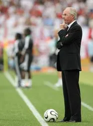 HLV Eriksson phủ nhận dẫn dắt Newcastle ảnh 1