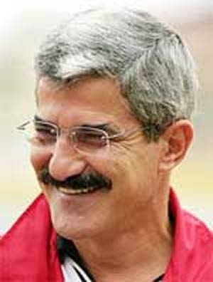 Portuguese Coach Slips out of Contention ảnh 1 Portuguese Coach Slips out of Contention ảnh 1