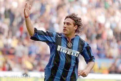 Vieri đòi kiện chủ tịch Inter Milan ảnh 1 Vieri đòi kiện chủ tịch Inter Milan ảnh 1