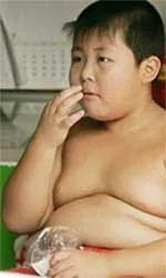 Không nên lạm dụng nước ép trái cây đóng hộp