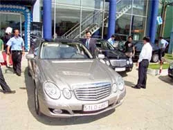 Chạy thử xe Mercedes-Benz E-Class 2007 mới