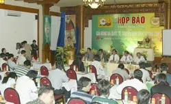 20.000 USD cho đội vô địch ảnh 1 20.000 USD cho đội vô địch ảnh 1