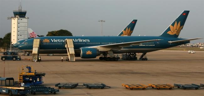 One of the 10 Boeing 777s owned by Viet Nam Airlines at Tan Son Nhat International Airport in Ho Chi Minh City (Photo: Tuoi Tre) One of the 10 Boeing 777s owned by Viet Nam Airlines at Tan Son Nhat International Airport in Ho Chi Minh City (Photo: Tuoi Tre)