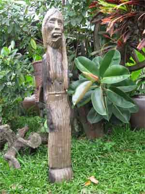 A ritiualistic statue A ritiualistic statue