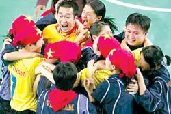 Cầu mây nữ mang về huy chương vàng đầu tiên ảnh 2