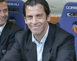 HLV Quique: “Rủi ro đã qua với Valencia” ảnh 1 HLV Quique: “Rủi ro đã qua với Valencia” ảnh 1