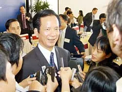 Sức ép chính không phải là nợ nước ngoài