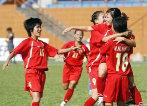 The joy of Vietnamese female players after winning the semifinal against Thai rivals The joy of Vietnamese female players after winning the semifinal against Thai rivals