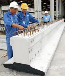 Chế dầm bê tông cốt thép chiều cao thấp