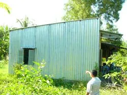 “Dự án”... trụ sở ấp gây lãng phí!