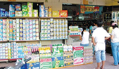Quality of milk on sale puzzles parents (Photo: SGGP) Quality of milk on sale puzzles parents (Photo: SGGP)