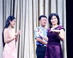Cười mà đau