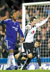 Drogba, Ashley Cole - 2 quan điểm trái ngược ảnh 1 Drogba, Ashley Cole - 2 quan điểm trái ngược ảnh 1