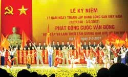 Giáo dục đạo đức, xây dựng lối sống tốt đẹp theo tư tưởng, đạo đức Hồ Chí Minh vừa là yêu cầu cấp bách hiện nay, vừa là nhiệm vụ cơ bản, lâu dài (*) ảnh 3 Giáo dục đạo đức, xây dựng lối sống tốt đẹp theo tư tưởng, đạo đức Hồ Chí Minh vừa là yêu cầu cấp bách hiện nay, vừa là nhiệm vụ cơ bản, lâu dài (*) ảnh 3