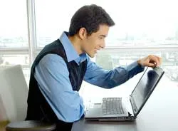 “Bí quyết” chọn mua laptop