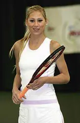 Kournikova vẫn còn “son” ảnh 1 Kournikova vẫn còn “son” ảnh 1
