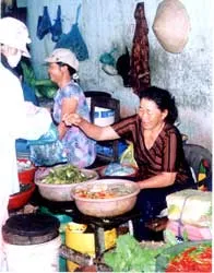 Những chuyện chưa biết về mẹ Suốt ảnh 2 Những chuyện chưa biết về mẹ Suốt ảnh 2