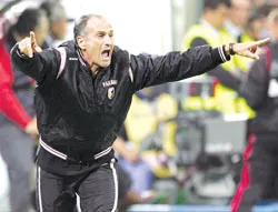 Guidolin: “Fiorentina không fair-play !” ảnh 1 Guidolin: “Fiorentina không fair-play !” ảnh 1