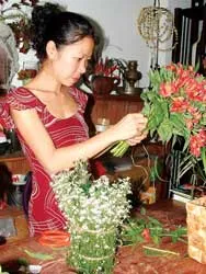 Chuyển thông điệp trái tim bằng hoa