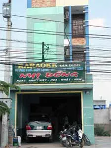 Đánh người trọng thương, vẫn ung dung