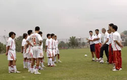Olympic Việt Nam sẽ đá với sơ đồ 4-2-3-1 ảnh 2 Olympic Việt Nam sẽ đá với sơ đồ 4-2-3-1 ảnh 2