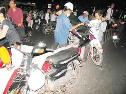 Những “khuyết tật” từ các công trình giao thông mới ảnh 2 Những “khuyết tật” từ các công trình giao thông mới ảnh 2