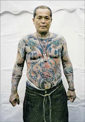Yakuza lại tung hoành!