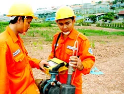 Rất lớn