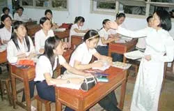 Gian nan bổ túc “hội nhập” phổ thông