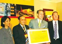Thành lập liên doanh DHL - VNPT Express