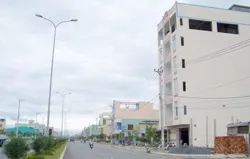 Giá nhà đất ở Đà Nẵng: “Sốt” hay “rét”, đều do... “cò”!