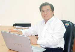 Phát triển thành tập đoàn đa ngành