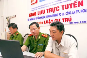 Về thực hiện Luật Cư trú trên địa bàn TPHCM ảnh 4 Về thực hiện Luật Cư trú trên địa bàn TPHCM ảnh 4