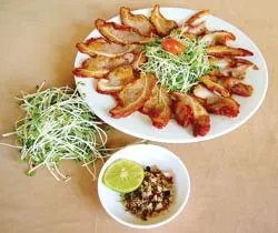 Gỏi dế ảnh 2 Gỏi dế ảnh 2