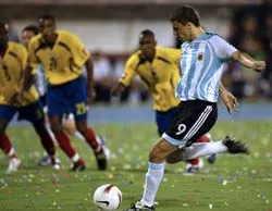 Dấu ấn Riquelme ảnh 2 Dấu ấn Riquelme ảnh 2