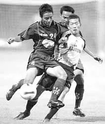 Nhật ký Asian Cup 2007: 1001 chiêu luyện quân ảnh 1 Nhật ký Asian Cup 2007: 1001 chiêu luyện quân ảnh 1