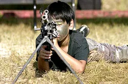 Nhóc làm sát thủ
