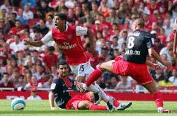 Emmanuel Petit: "Tôi lo cho Arsenal!" ảnh 1 Emmanuel Petit: "Tôi lo cho Arsenal!" ảnh 1