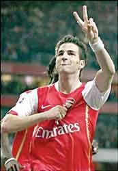 Cesc Fabregas sẵn sàng đưa Arsenal trở lại đường đua