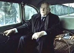 Gorbachev làm người mẫu cho Louis Vuitton