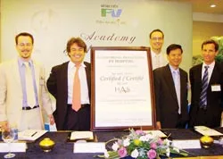 FV: Bệnh viện đầu tiên đạt chứng nhận chất lượng quốc tế HAS