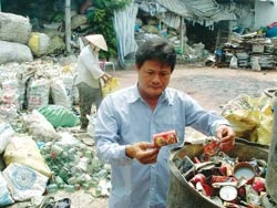 Tỷ phú… ve chai