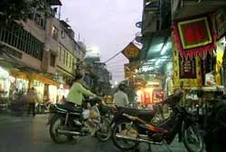 Giãn dân phố cổ... khó cũng phải làm