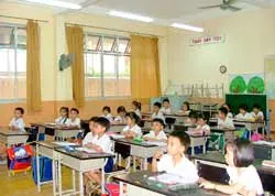 Chung tay vì một học đường đạt chuẩn chiếu sáng